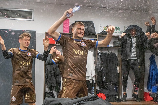 他们一直在 他们一直在